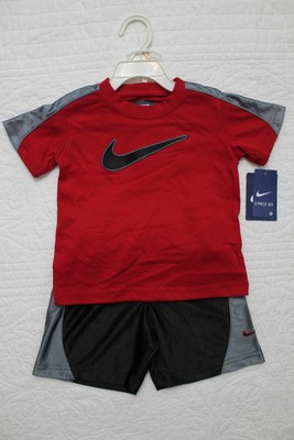 red nike shorts outfit