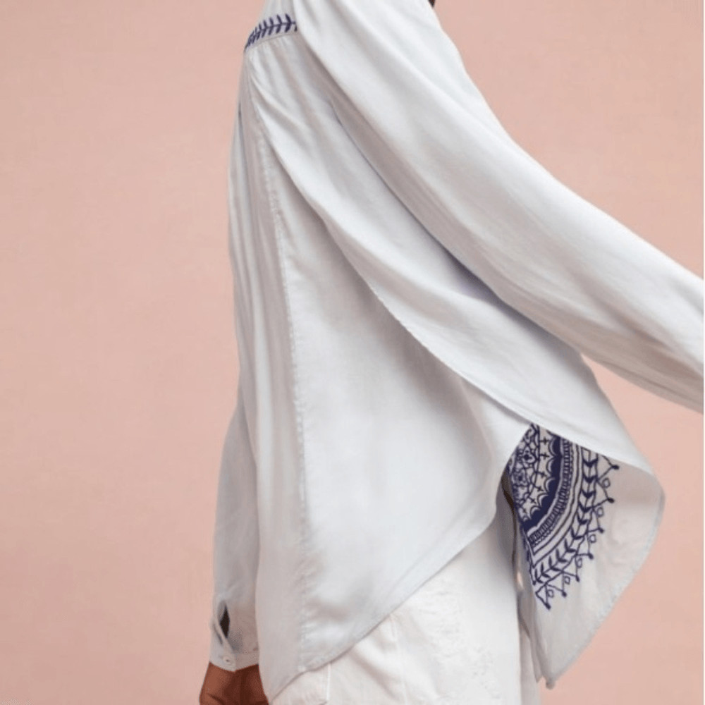 Anthropologie Akemi + Kin Iris Embroidered Buttondown Blouse NWT Medium image 3