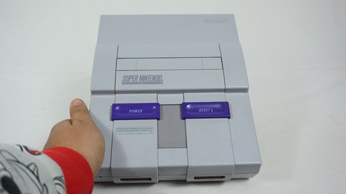Super Nintendo SNES Console Bundle Tested w/ 2 Controllers + Super Mario World - Picture 3 of 18
