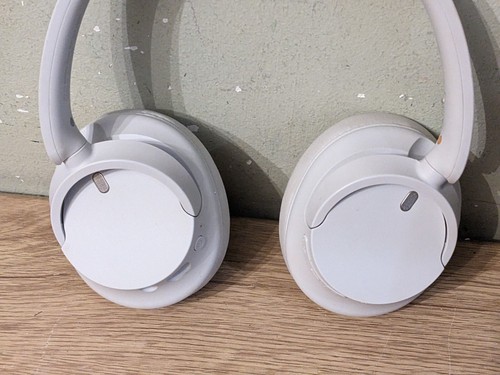 Sony WH-CH720N wireless headphones Bluetooth over-ear noise cancelling white - Picture 15 of 15