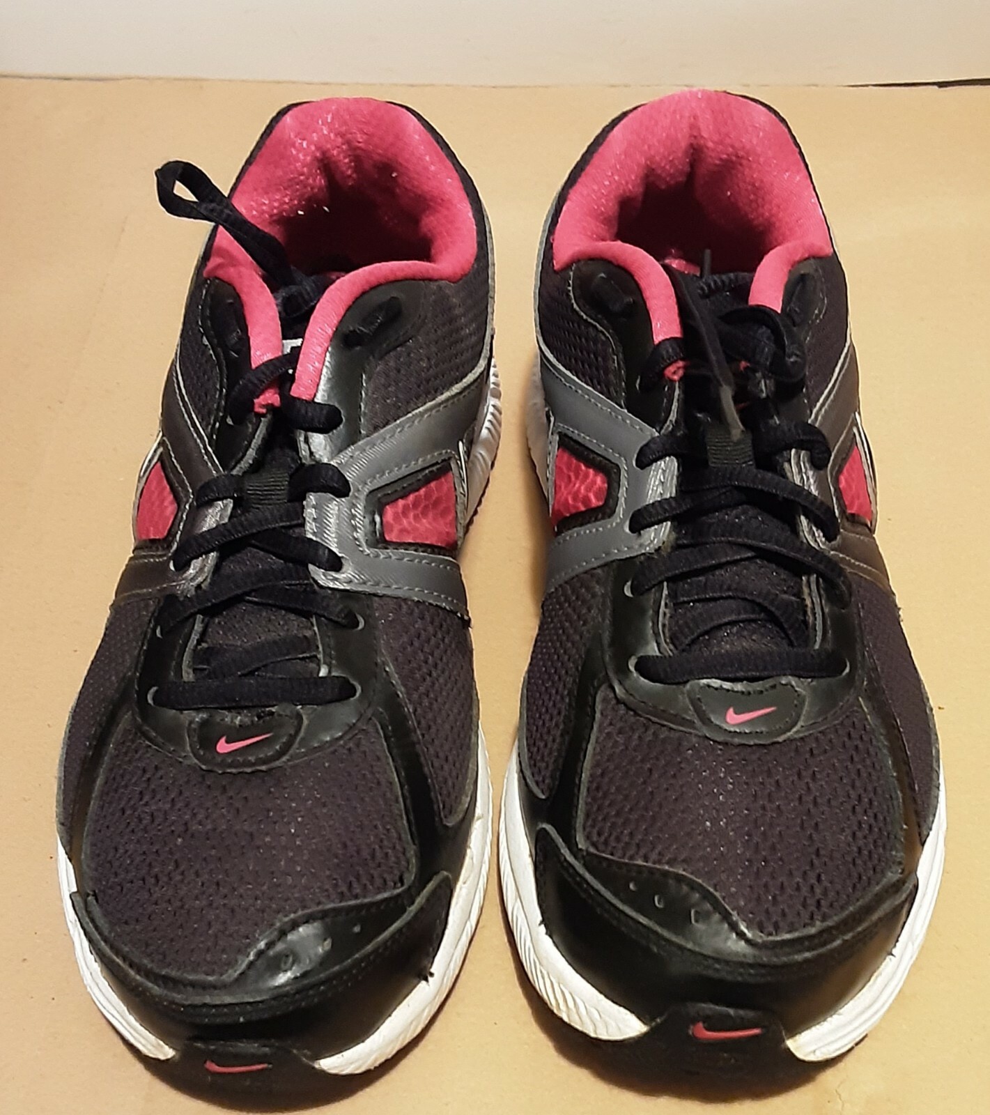 nike dart 9 womens black