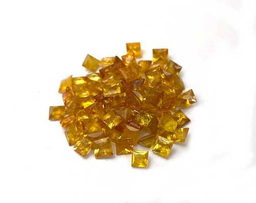Lot D'opales Jaunes Naturelles D'Australie – Pierre Précieuse Brute – Vente Fin De Saison