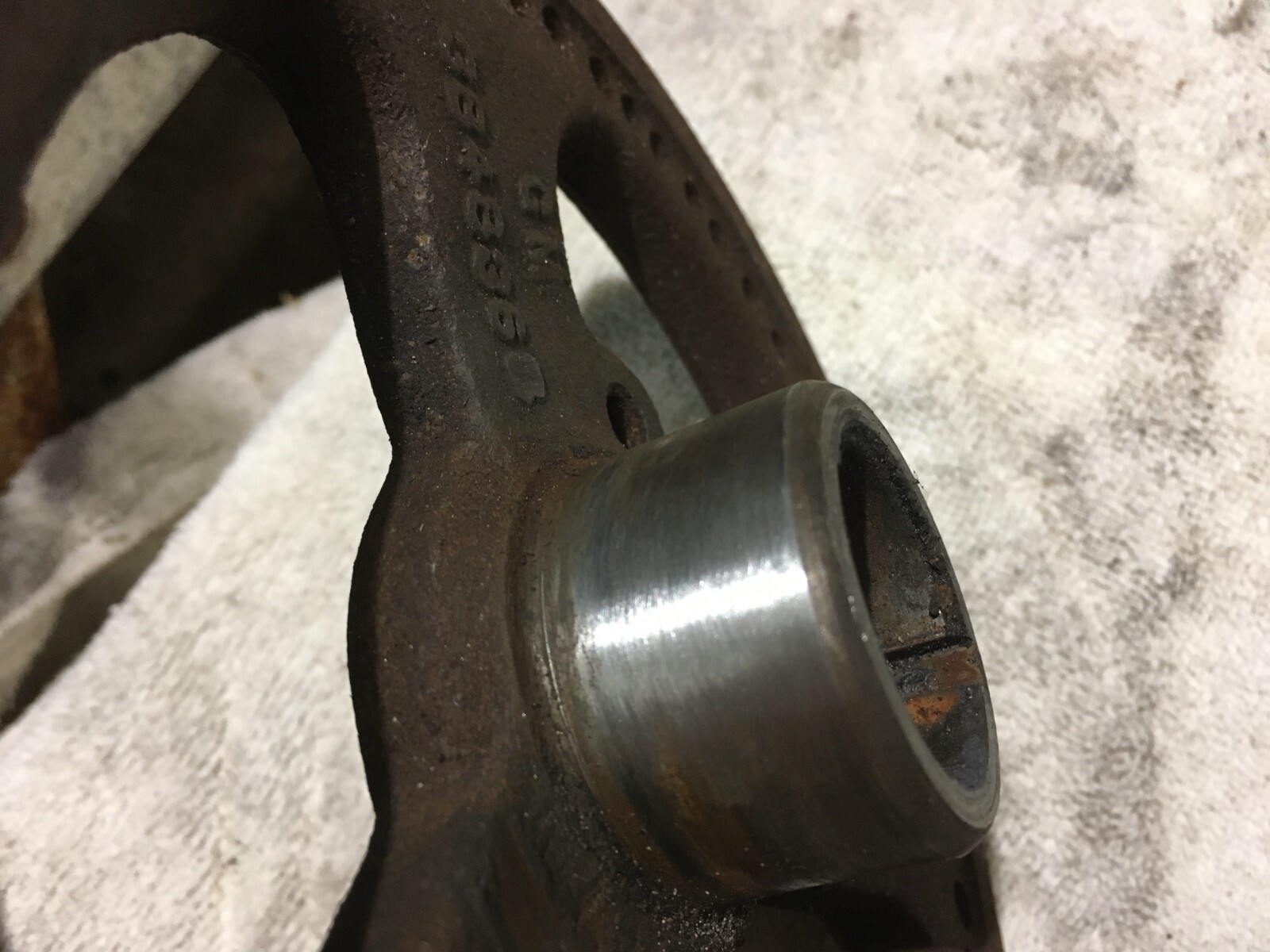 1960? Chevy Corvair crankshaft pulley, harmonic balancer? monza