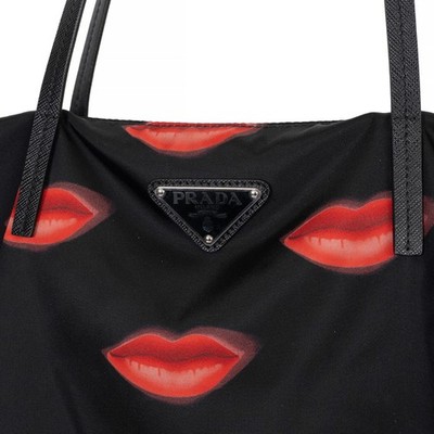 73534 auth PRADA black red nylon 2019 LIP SHOPPING TOTE Bag 1BY300