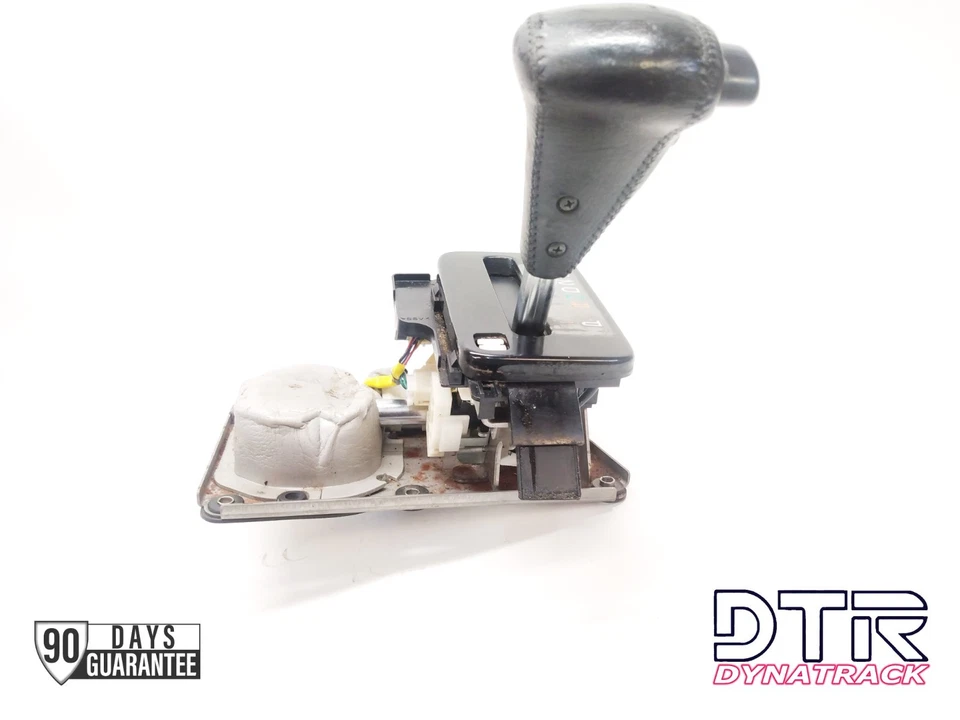 Toyota Land Cruiser 1999 Floor Shifter - Image 4 of 4