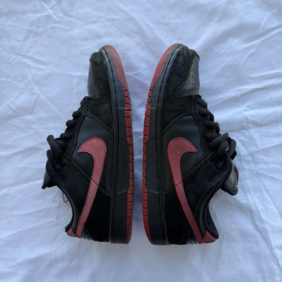 Used Nike Dunk SB Vamp True Red Black Sz 11 w/ Box Nike SB Dunk Low Vamps (Vampire) Black and Red are always  main image 4