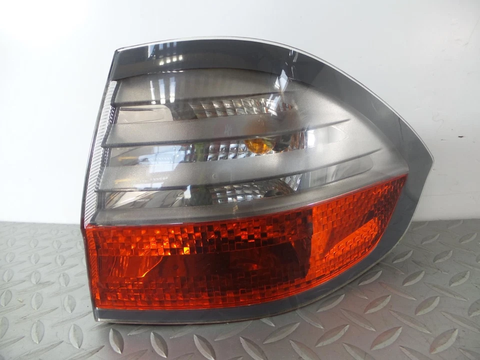 S MAX DRIVERS TAIL LIGHT LAMP RIGHT Hatchback 2008 FORD  2006-2009 - Image 3 of 4