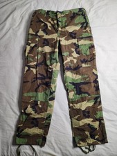 Vintage US Military Woodland Camo Pants Trousers Mens Sz Medium Cargo Combat USA
