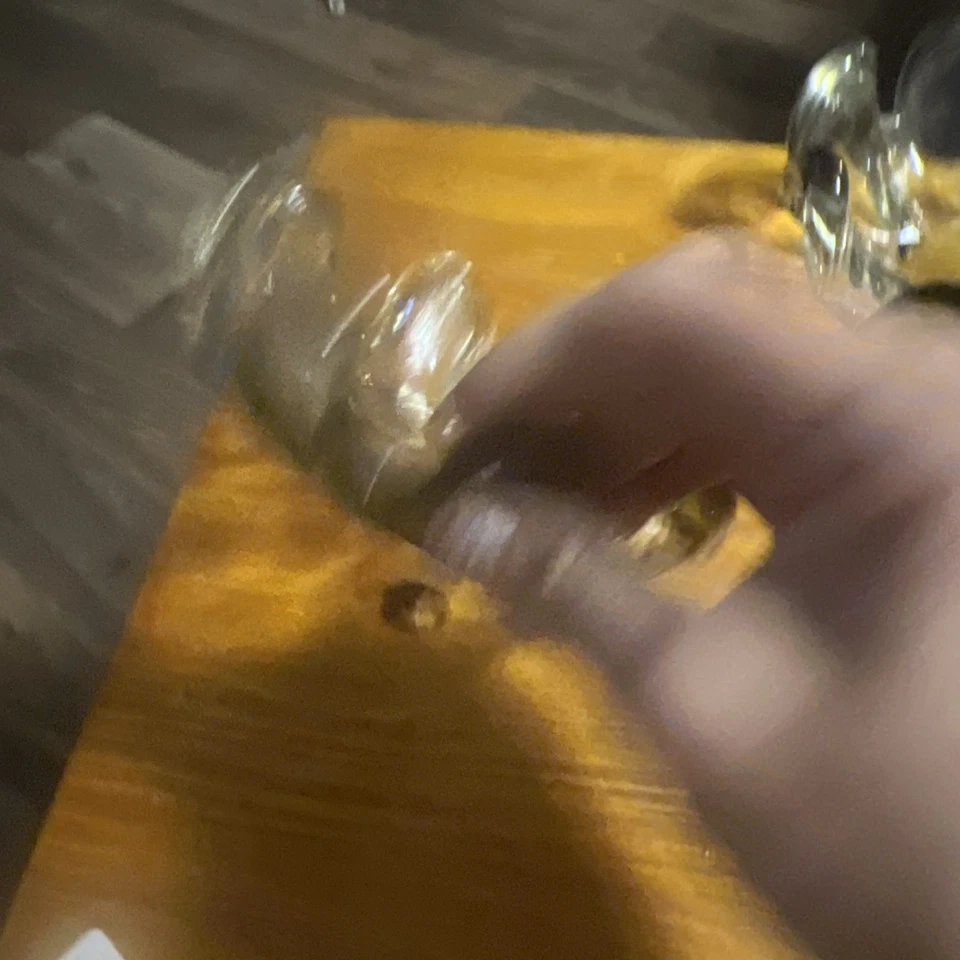 PartyLite 透明玻璃装饰碗 (3) 手帕或荷叶边设计 — 第 2/4 张图片