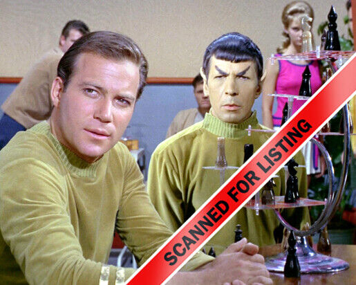 3-D chess  Star trek original series, Star trek original, Star trek spock