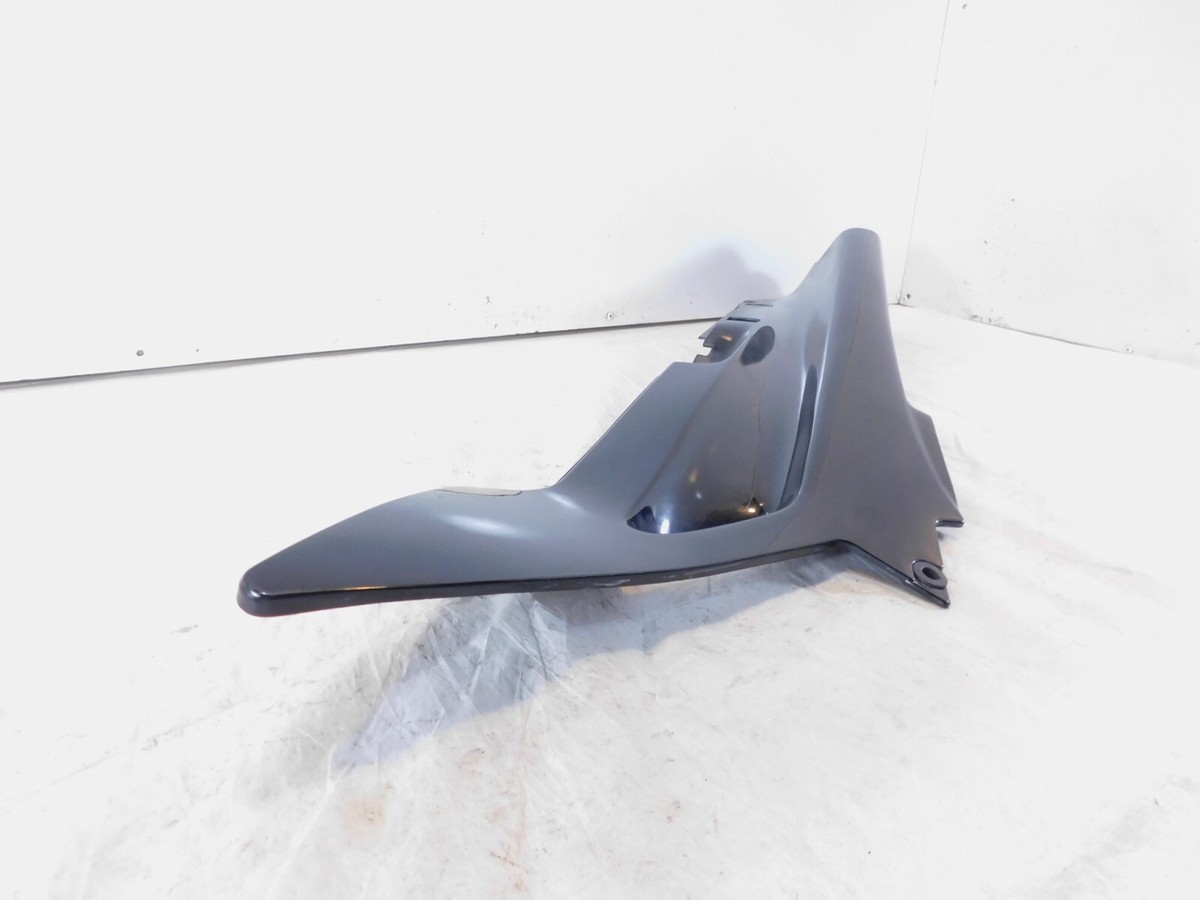 1990 Kawasaki Ninja ZX11 ZX1100 Black Left Rear Tail Section