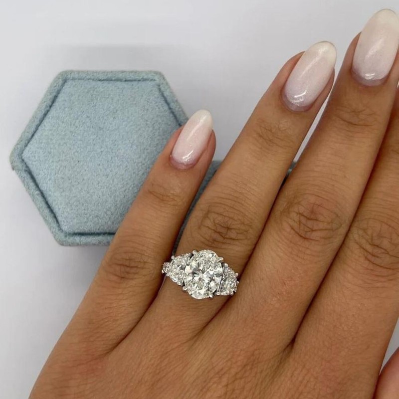 18K White Gold Wedding Ring Lab Grown Diamond 7 6 8 5 4.20 Ct Oval IGI