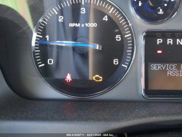 Used Air Cleaner Assembly fits: 2008 Cadillac Escalade 8.1 Grade A Foto 4 de 4