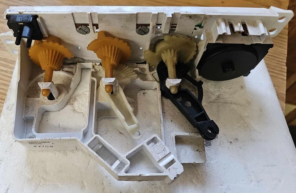 00 01 02 03 04 05 DODGE NEÓN Calentador A/C Control Sin Cara Foto 4 de 4