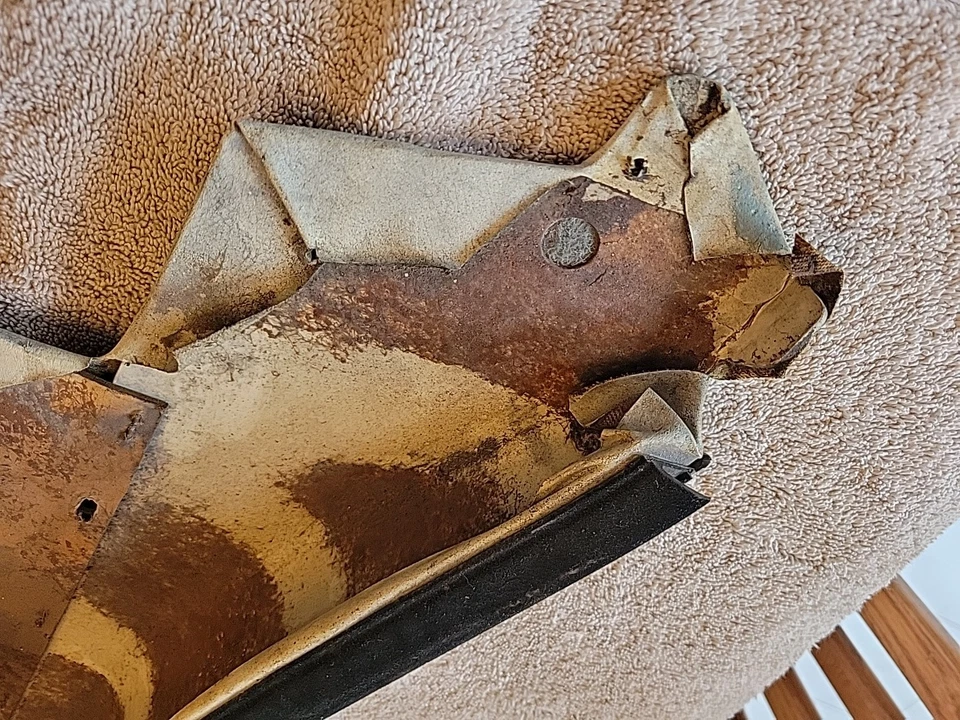 Panel lateral interior trasero convertible Oldsmobile Cutlass Supreme 442 70-72 diestro fabricante de equipos originales Foto 4 de 4