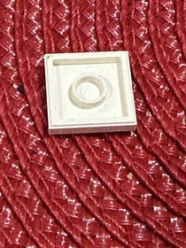 LEGO 3068pb0946 White Tile 2x2 Tattered Map 75904 Mystery Mansion Scooby-Doo