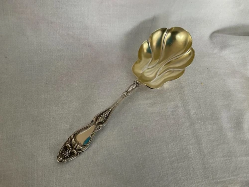 International Silver “Coleta” RARE PATTERN, PIECE Large Berry Casserole Sterling