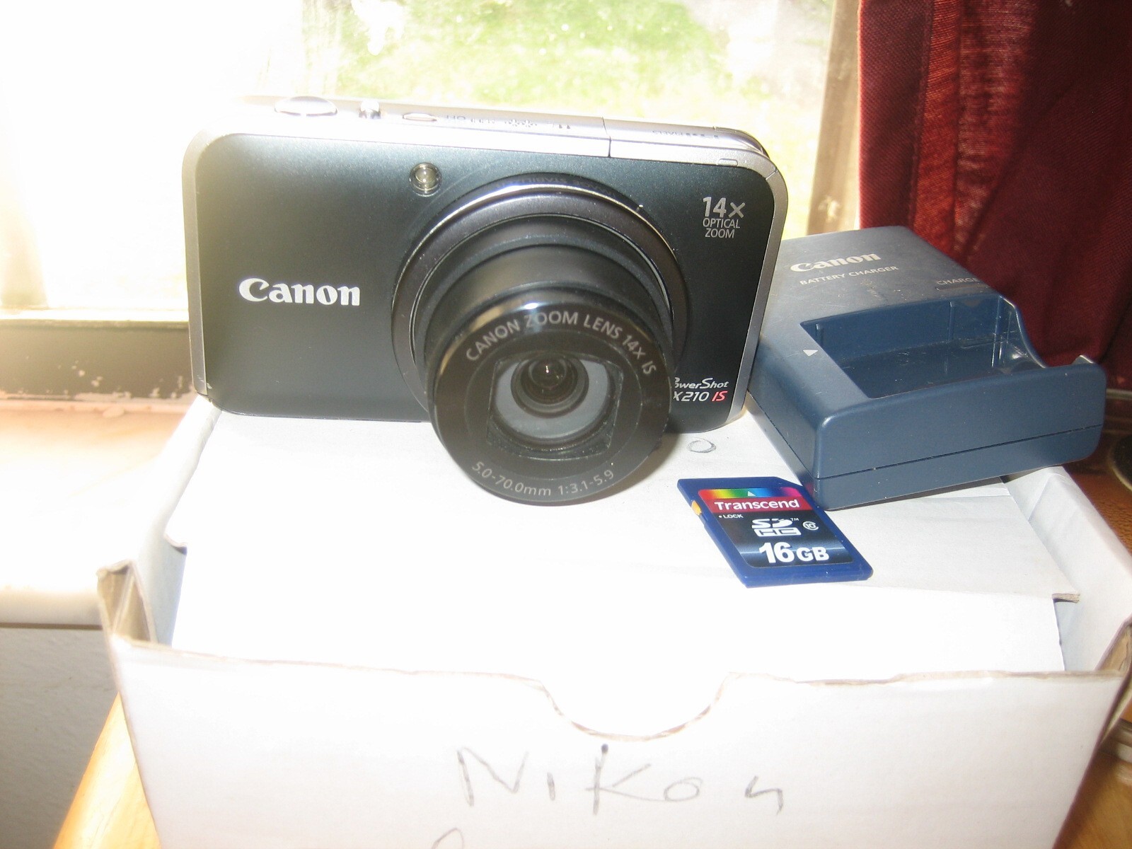 Canon PowerShot SX210 IS 14.1MP Digital Camera & Battery+ Charger WORKS
