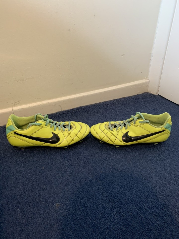 Nike Tiempo Green Glow Football Boots Size UK 7 Inc Spanner To