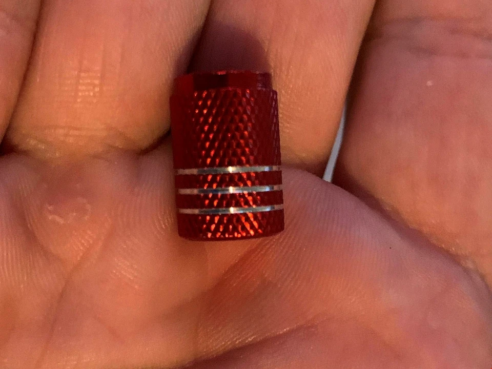 4x Tapas de vástago de válvula de neumático RED FORD para montaje universal de automóvil, camión ENVÍO GRATUITO Foto 4 de 4