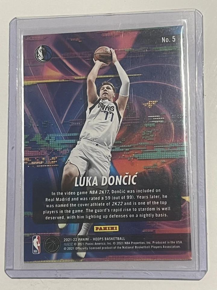 Luka Doncic 2021-22 Panini NBA Hoops Hoop La Case Hit Parallel SSP #5 - DAL Mavs - Image 2 of 2