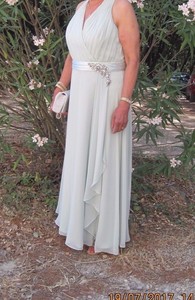 most flattering dress to hide tummy