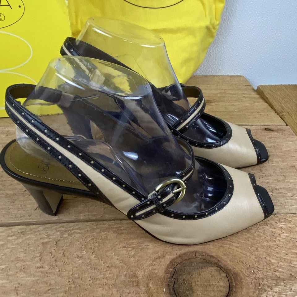 Tacones Circa Joan & David para mujer talla 9M cuero topo y bronce Foto 2 de 4