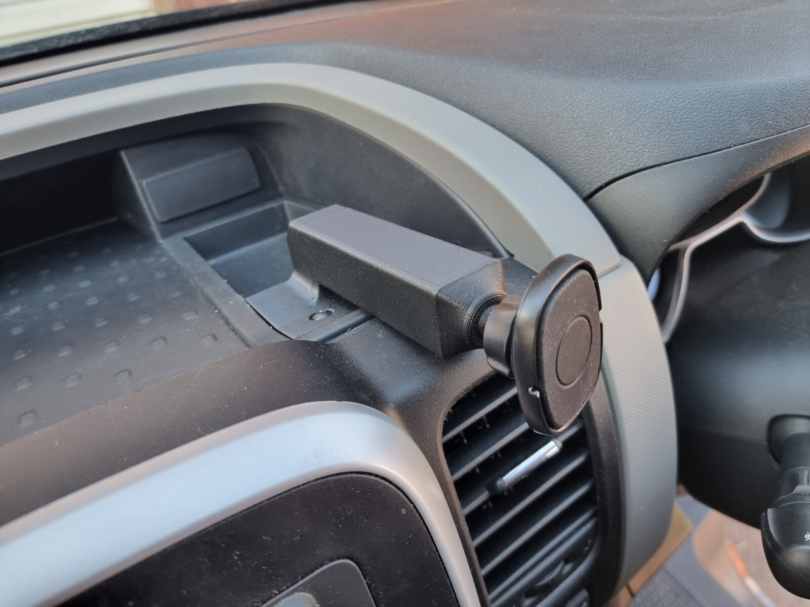 Renault Trafic Phone Arm & Mount, Cradle Holder Universal UK eBay