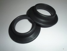 Triumph TR7 TR8 ** REAR LOWER road SPRING ISOLATORS / RUBBERS ** Pair UKC1108