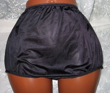 NEW SZ 12 VTG VANITY FAIR BLACK SISSY GRANNY SILKY NYLON BRIEF PANTIES 15-712