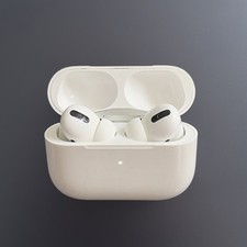 Apple AirPods Pro 1st Generation A2190 with Wireless Charging Case