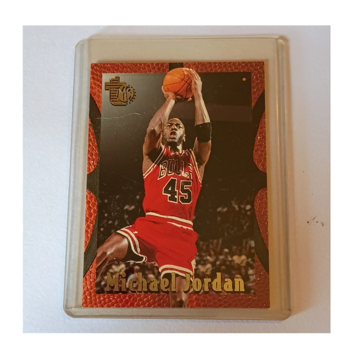 マイケル・ジョーダン  TOPPS 45番 ゴールドカード エンボス Topps Michael Jordan Basketball 1994-95 Season Sports Trading