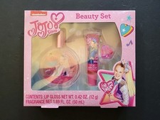 JOJO SIWA Beauty Set Strawberry Fragrance Perfume  Cupcake Lip Gloss NIP