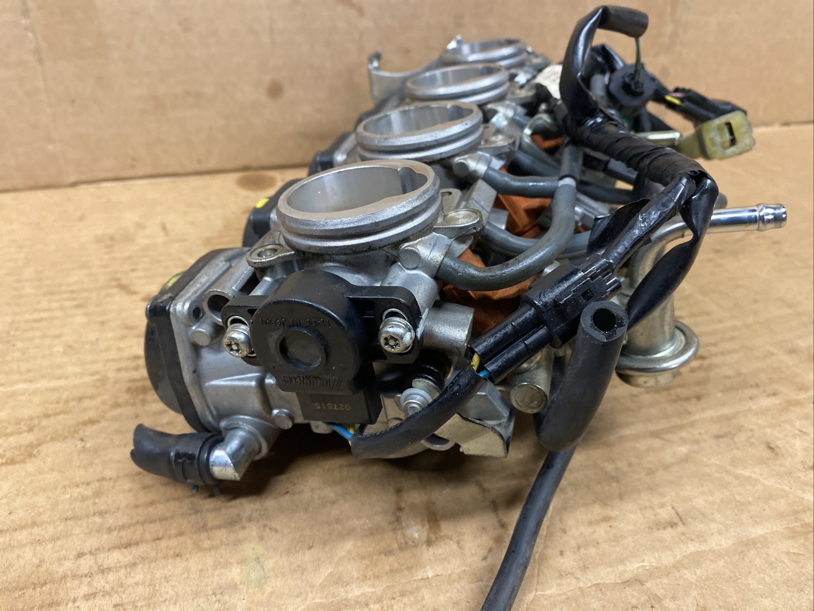 20032009 Yamaha R6S throttle bodies fuel injectors, 112020 eBay