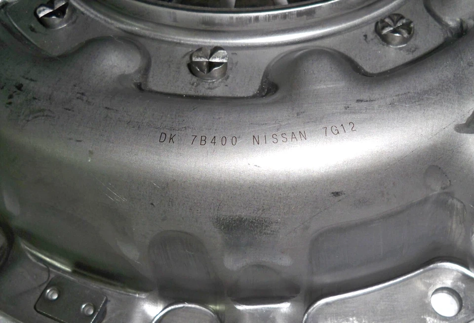 GENUINE NISSAN OEM CLUTCH PRESSURE PLATE For 86-97 NISSAN PICKUP PATHFINDER VG30 - Image 2 of 2