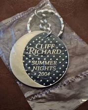 Cliff Richard Summer Nights 2004 Tour Commemorative Metal Keyring Navy/Gold New