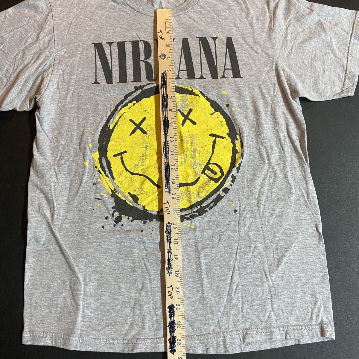 Medium Nirvana Smiley Face Logo 90s Grunge Band Shirt Grey T-Shirt Kurt Cobain | eBay Medium Nirvana Smiley Face Logo 90s Grunge Band Shirt Grey T-Shirt Kurt Cobain | eBay