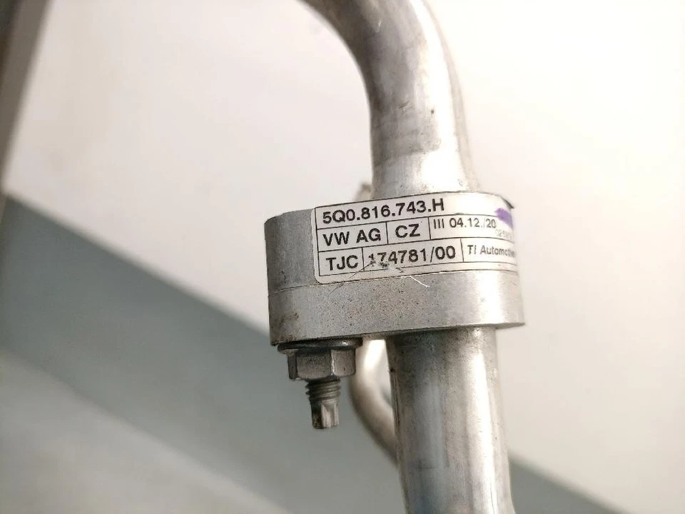 5Q0816743H tubos de aire acondicionado para SKODA KAROQ (NU7 ND7) 1.5 5602588 - Imagen 4 de 4