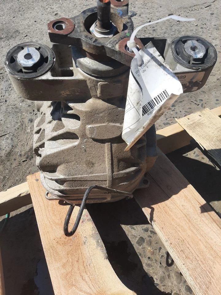 Chevrolet Camaro SS 2010-2015 eje trasero 6,2 L automático eje 3,27 LSD Opt MV5 Foto 4 de 4