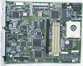 NEC PC-9821Xe (SX-33 / 7.6MB / 543MB / FDD-3.5x2, 5.25x1 / FM Sound Used Japan 