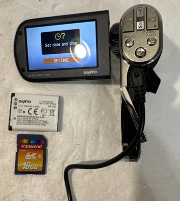 Sanyo Xacti VPC-PD2 MPEG4 AVC/H.264 10MP Video Camera w/ Charger SD 16GB