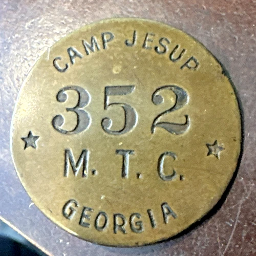 RARE WW1 Badge  Camp Jesup, Georgia  #352  M.T.C. Military Training Camp  Brass