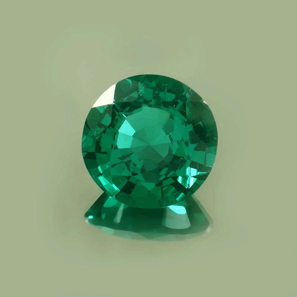 Lab Grown Colombian Hydrothermal Emerald Loose Gemstone Round Cut 11.40 CT - Image 3 of 4