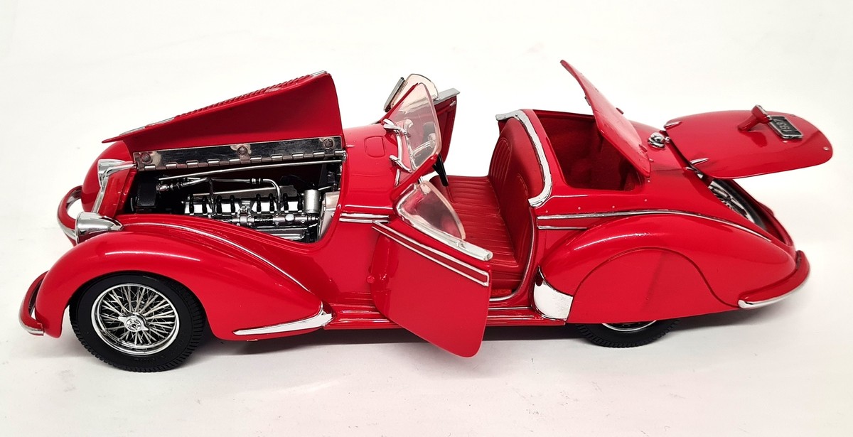 Franklin Mint 1/24 Alfa Romeo 2900B 1937 Red Diecast Scale Franklin Mint 1/24 Alfa Romeo 2900B 1937 Red Diecast Scale