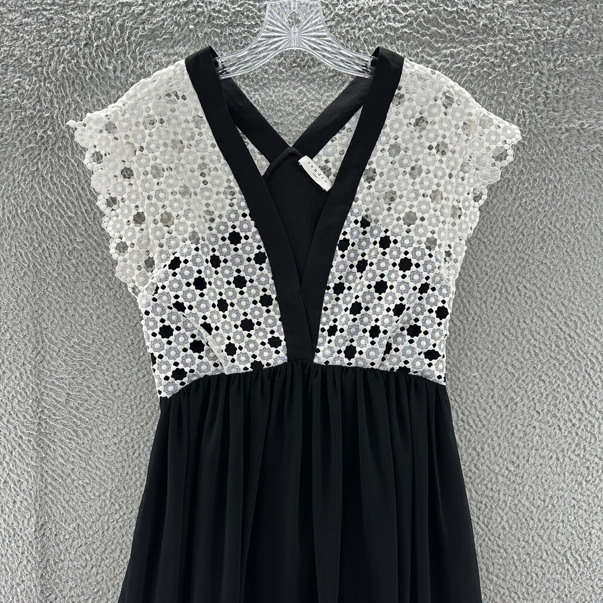 Sandro Paris Dress Womens 36 Black White Floral Lace Inset Cap Sleeve $395