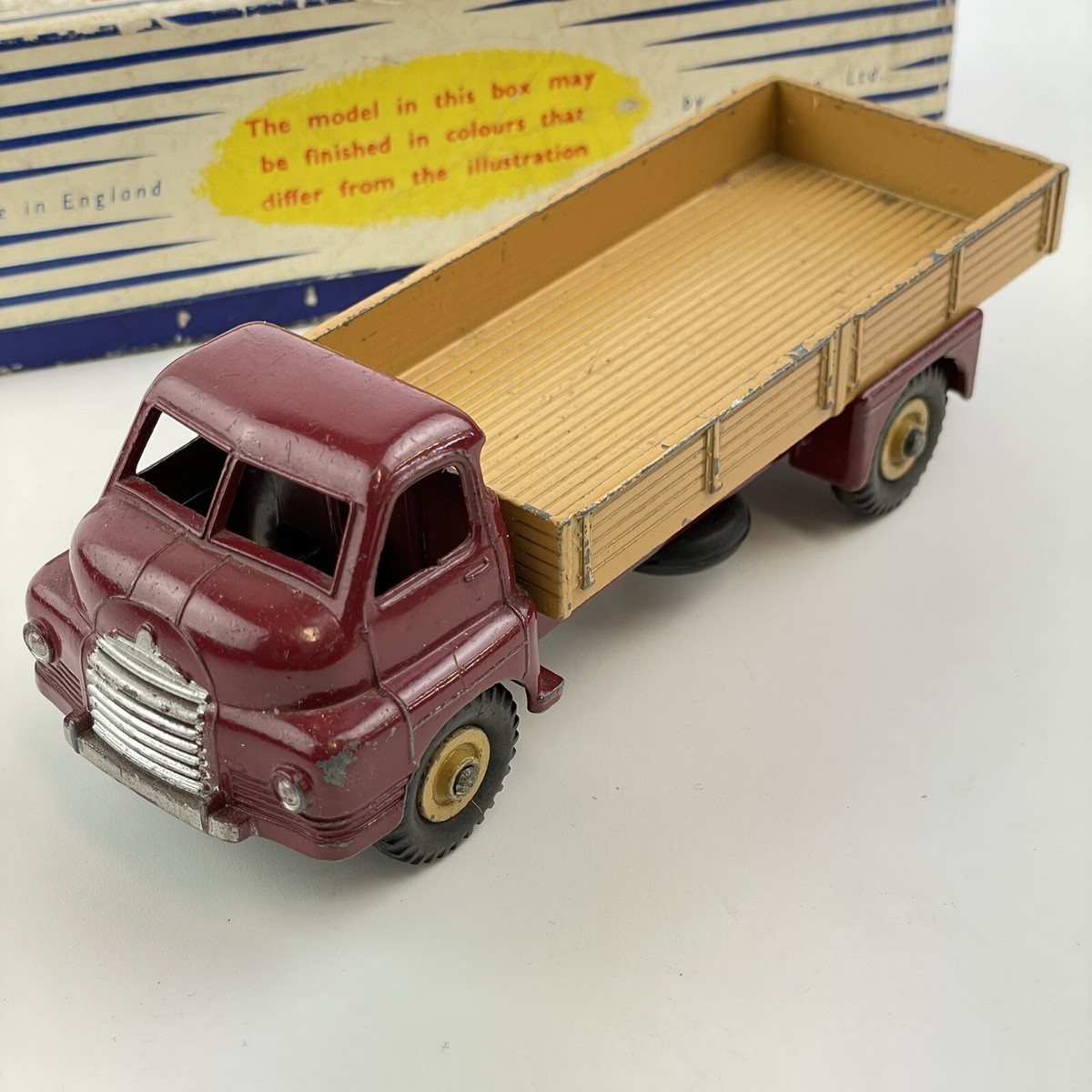 超レアDINKY SUPERTOYS BIG BEDFORD ミニカー