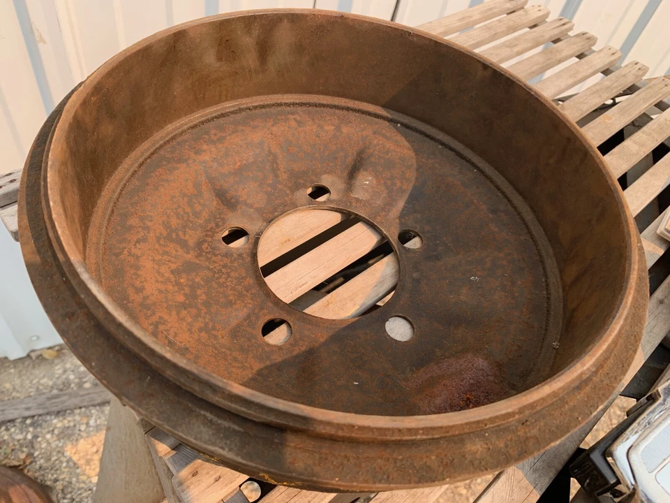 Nuevo de Lote Antiguo 1953 1954 Dodge Meadowbrook D46 D47 D51 1954 Coronet D52 Tambor de Freno Delantero Foto 2 de 4