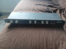 Symetrix TI-101 Telephone Interface POWERS ON UNTESTED 