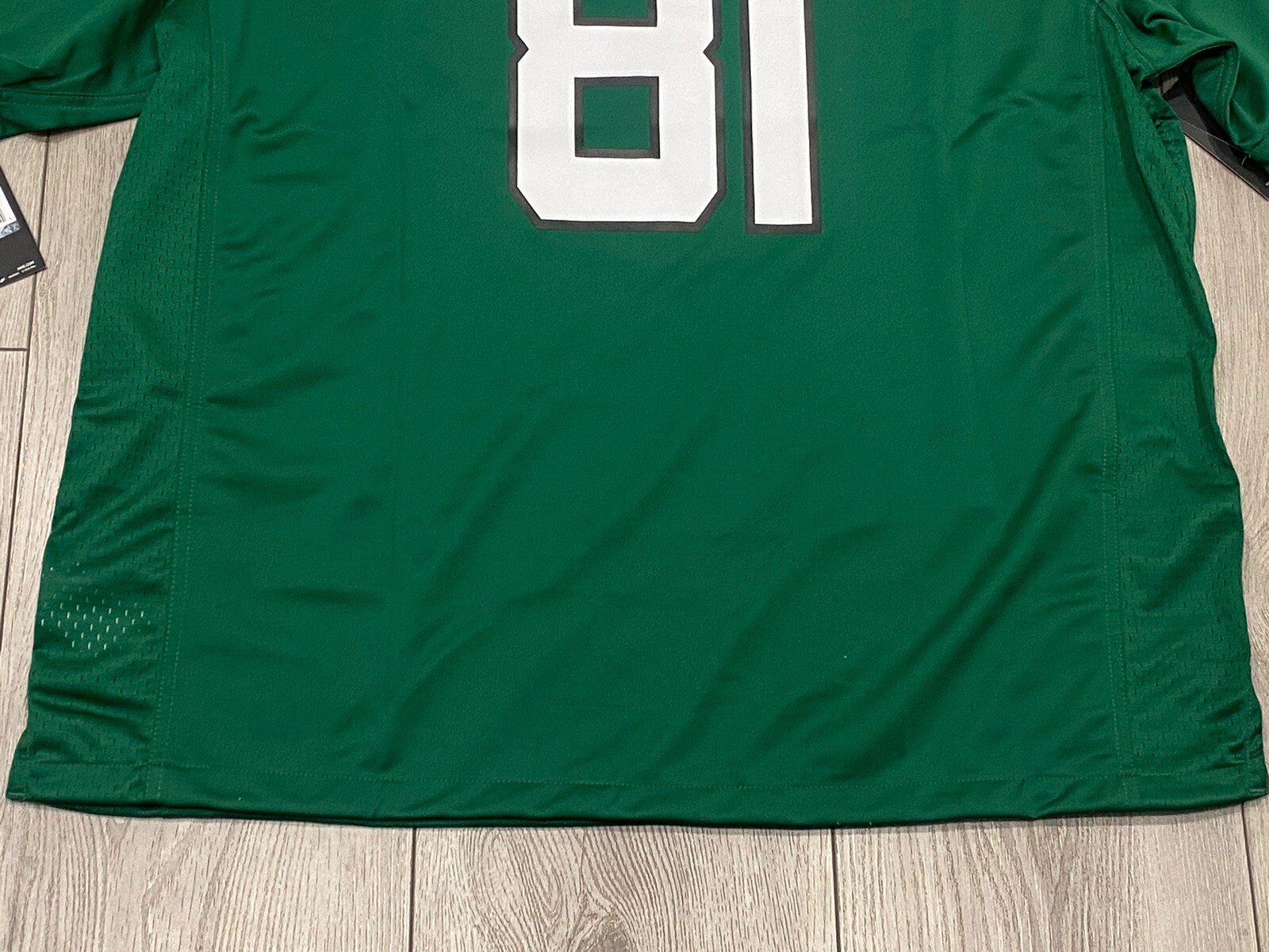 Foto 12 di 24