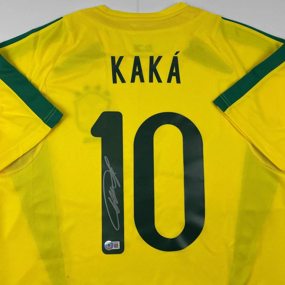 Camiseta de fútbol amarilla autografiada/firmada de Ricardo Kaka Brasil Beckett certificado de autenticidad BAS Foto 2 de 4